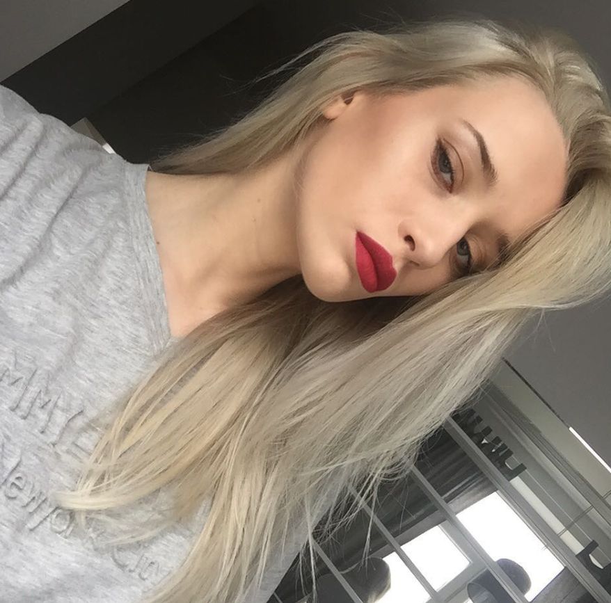 Aleksandra Sadkowska do niedawna była jasną blondynką. Teraz wygląda zupełnie inaczej