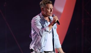 Artyści chcieli upamiętnić Korę na koncercie TVP. Tylko Natalia Szroeder to udźwignęła