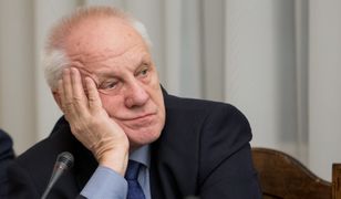 Seksafera z Niesiołowskim. Polityk zwierza się, jak teraz reagują na niego ludzie