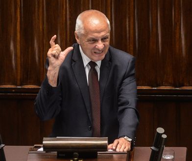Burzliwa dyskusja o służbie zagranicznej. Płomienne przemówienie Niesiołowskiego