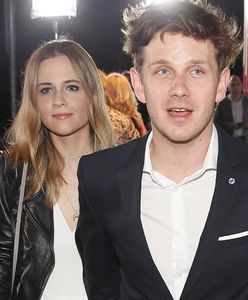 Antek Królikowski jest po uszy zakochany w swojej nowej dziewczynie