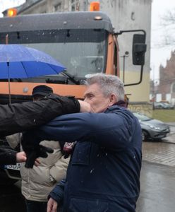 Incydent przy pomniku ks. Henryka Jankowskiego w Gdańsku. Doszło do szarpaniny