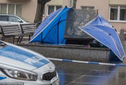 Miasto ogrodziło teren, na którym stał pomnik księdza Henryka Jankowskiego