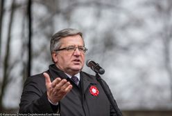 Rzeź dzików. Bronisław Komorowski ostro o decyzji rządu