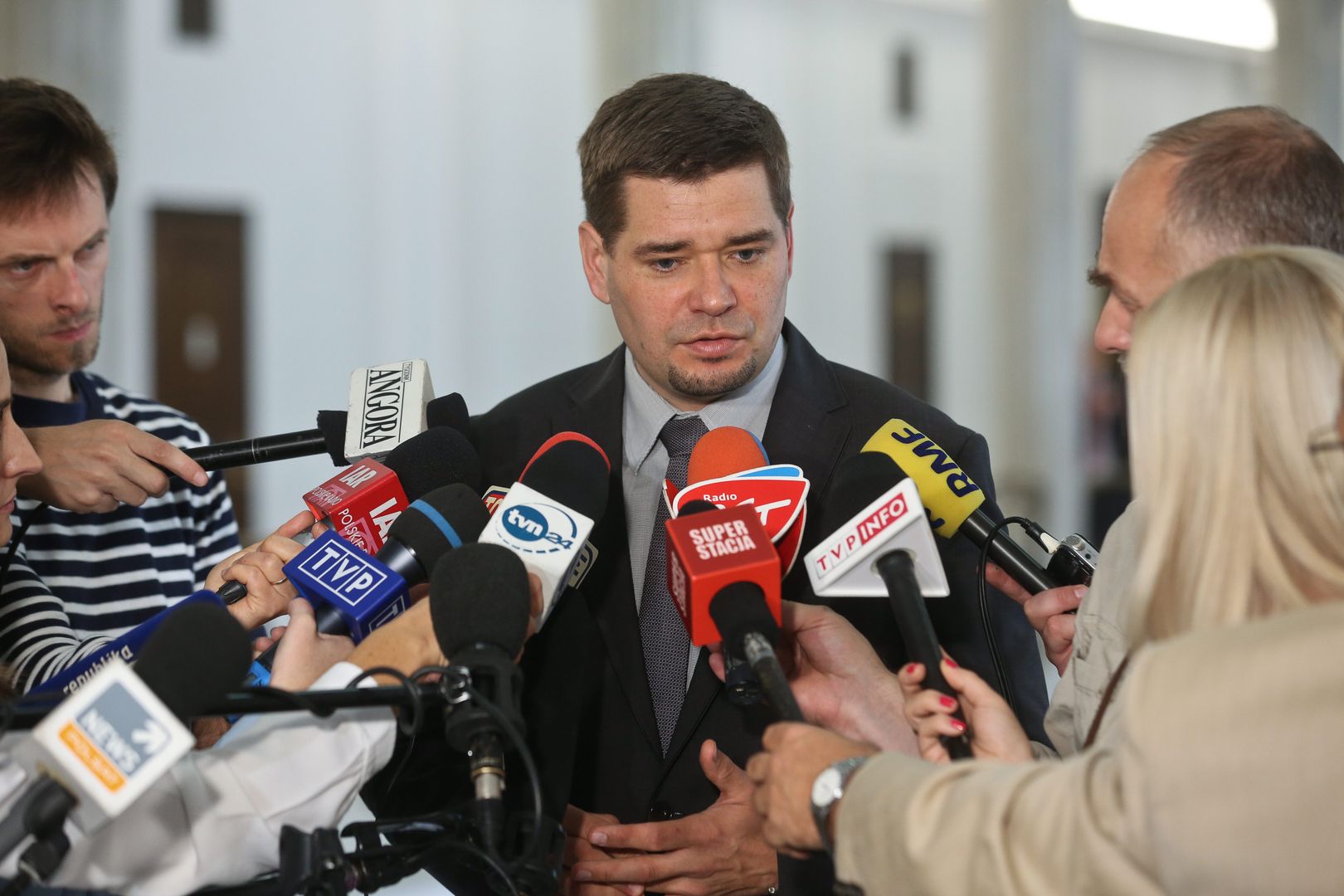 Część wyłudzonych pieniędzy Michał Królikowski miał przeznaczyć na spłatę kredytu