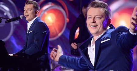 Występ Rafała Brzozowskiego podczas Preselekcji do Eurowizji 2017. Porwał tłumy?