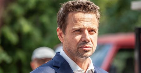 Program Trzaskowskiego dla seniorów. "Będą mogli skorzystać z porady lekarza, fryzjera, czy pedicurzysty"