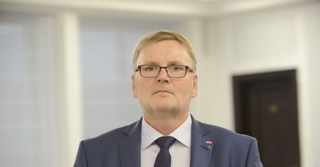 Senator PiS chciał nasłać na żonę prokuratorów. Znamy decyzję śledczych