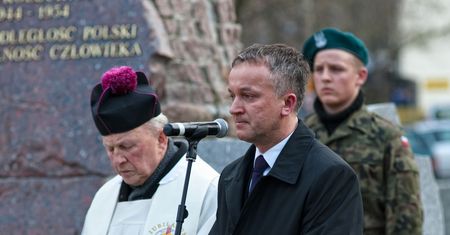 Ostrołęka: pierwszy „zakazał” wyświetlania „Kleru” Smarzowskiego, przegrał w I turze