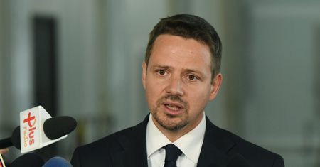 Miesięcznica i kontrmanifestacja. Trzaskowski nie wyklucza, że na Krakowskie Przedmieście przyjdzie cała opozycja