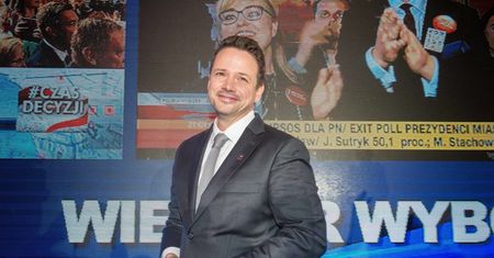Kim jest nowy prezydent Warszawy? "Byłem chłopakiem, który nie raz dostał w zęby"