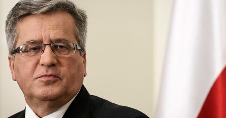 Komorowski: konkretne środowiska uznały, że bardziej opłaca im się zawłaszczyć żałobę