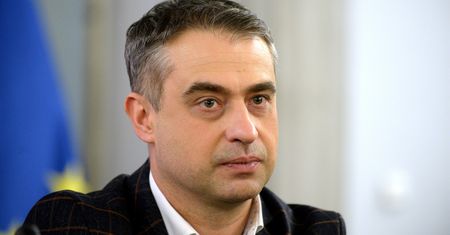 "Trzeba będzie się wycofać z 500+" - usłyszał Gawkowski od polityków PiS