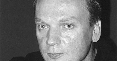 Kontrowersje, zdrady, romanse. Taki był Grzegorz Ciechowski