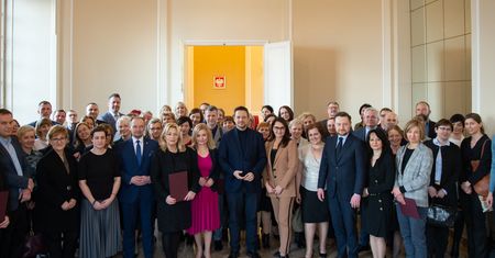 Prezydent wyróżnił najlepsze technika i licea w Warszawie