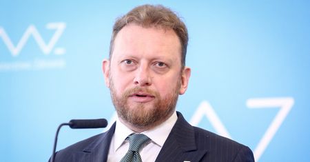 Koronawirus w Polsce. Minister Łukasz Szumowski mówił o możliwości przekładania zabiegów