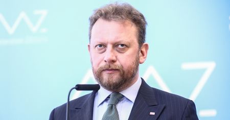 Koronawirus w Polsce. Łukasz Szumowski komentuje medialne doniesienia o naciskach ws. wyborów
