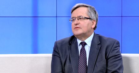 Katastrofa smoleńska. Bronisław Komorowski wezwany do prokuratury