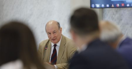 Komisja śledcza ds. VAT przesłuchała Jacka Rostowskiego. Zaczęło się od nerwowej wymiany zdań
