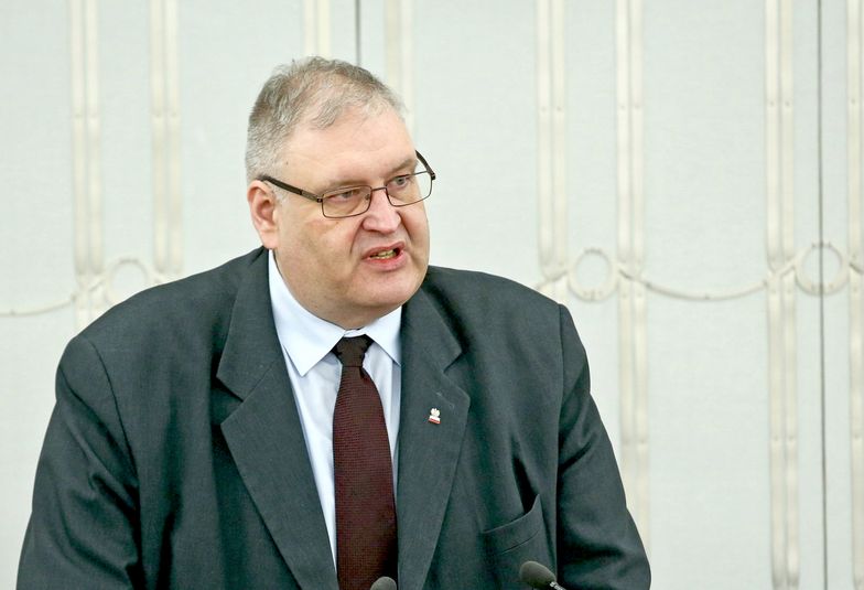 Prokurator krajowy Bogdan Święczkowski zaprzecza doniesieniom dot. jego udziału w aferze PCK
