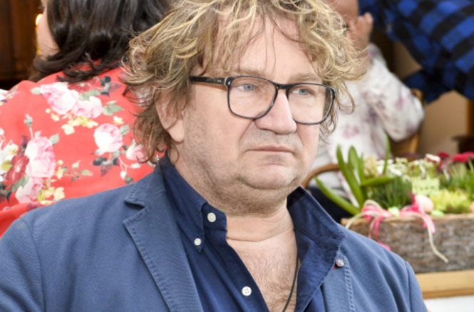 Paweł Królikowski spędzi jeszcze trochę czasu na chorobowym