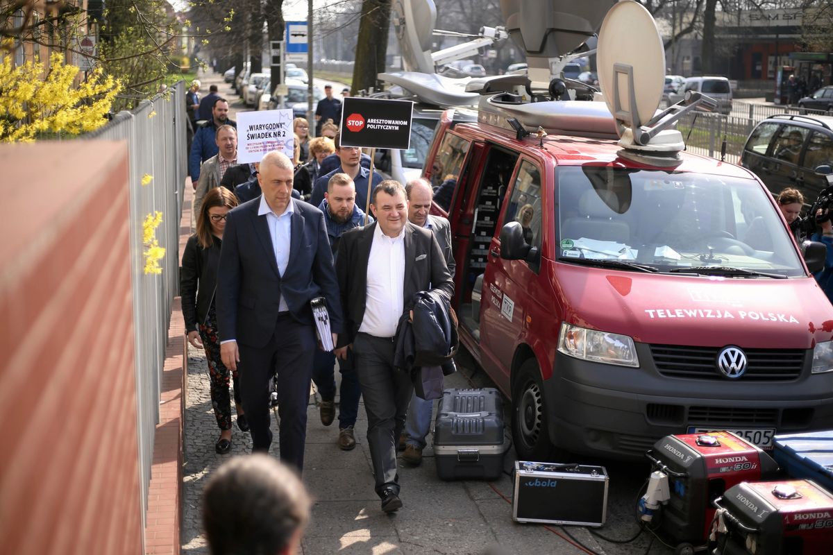 PO złożyła zawiadomienie. Zwracają uwagę na "nadużycie uprawnień"