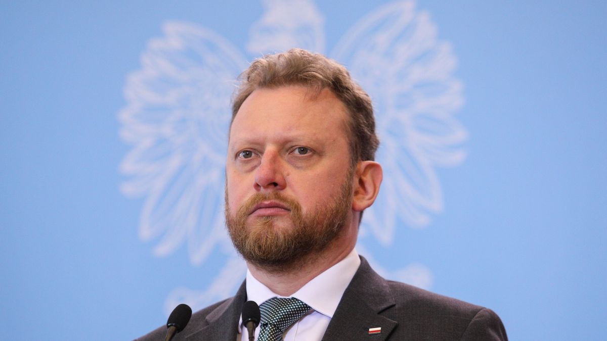  "Jak pani widzi, obciąłem się sam przedwczoraj" - tak minister odpowiedział na pytanie o otwarcie salonów fryzjerskich