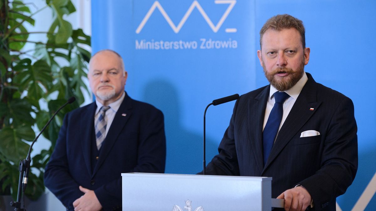Płaca minimalna w służbie zdrowia idzie do góry. Fot. Łukasz Szumowski, minister zdrowia (P) i Andrzej Jacyna prezes NFZ (L)