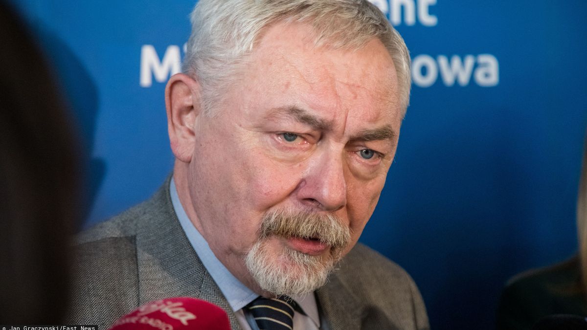 Jacek Majchrowski poinformował w środę, że mieszkańcy Krakowa muszą przygotować się na podwyżki opłat za śmieci