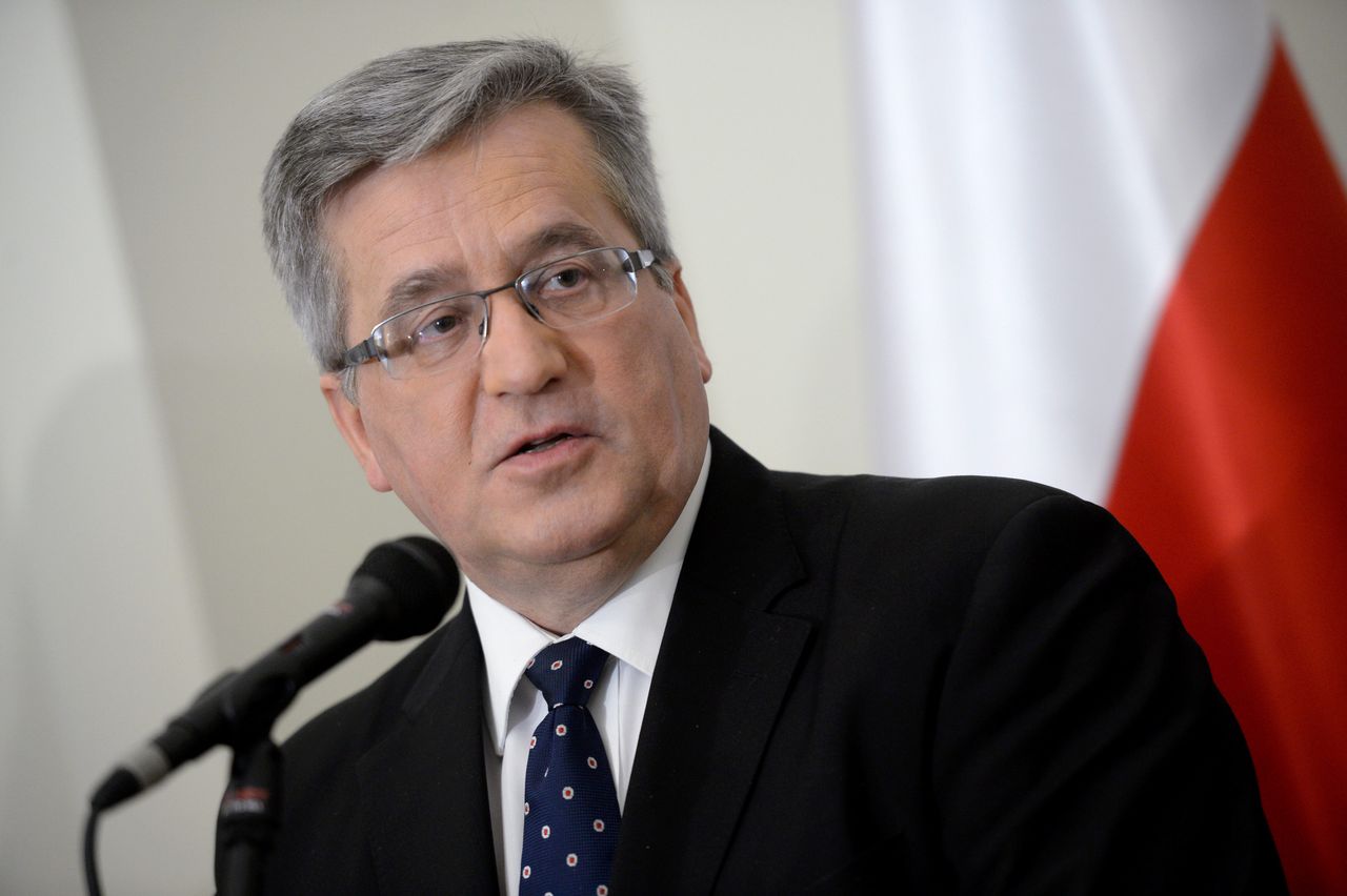 Incydenty na Marszu Niepodległości. Komorowski: część PiS wylewa teraz krokodyle łzy