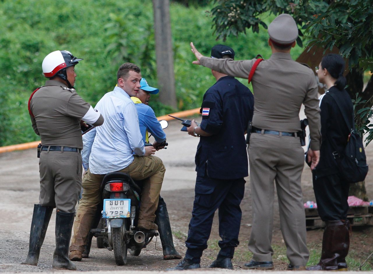 Zatrzymanie Wojciecha Bojanowskiego w Tajlandii. Stacja nie ma kontaktu ze swoim reporterem