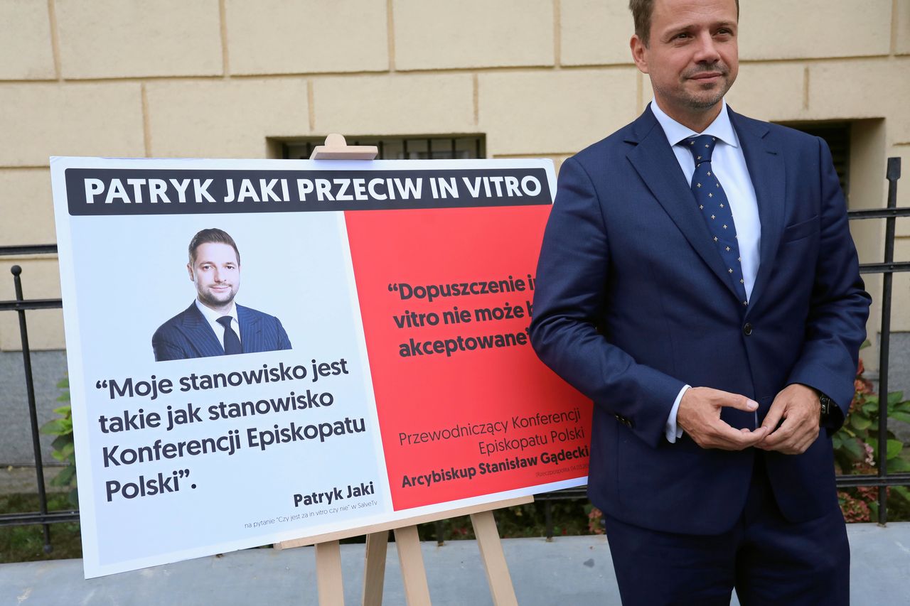 Trzaskowski o in vitro. "Stanowisko episkopatu dla Jakiego będzie wiążące"