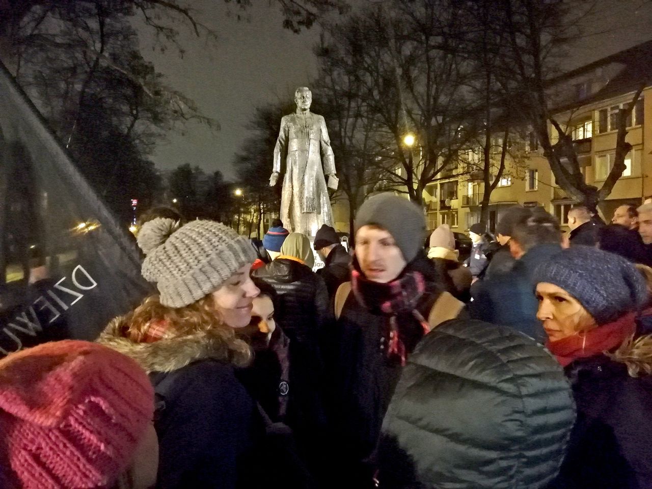 Gdańsk. Paweł Adamowicz podjął decyzję ws. pomnika księdza Jankowskiego 