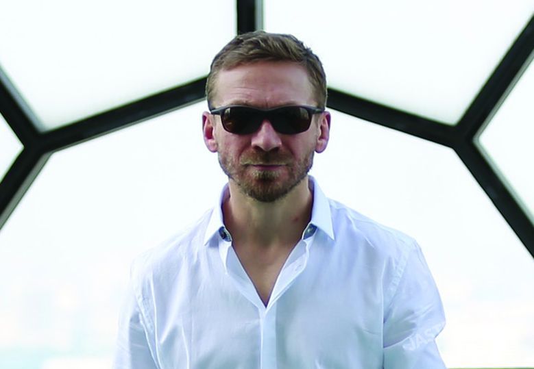 Przemek Kossakowski w restauracji, w której jadają gwiazdy Hollywood! Znacie ją z filmu "Kac Vegas" [zdjęcia]