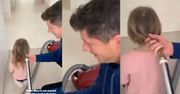 Tak Robert Lewandowski układa włosy córeczce. Przy pomocy odkurzacza wyczarował fryzurę na miarę zawodowego stylisty