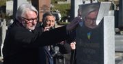 "Komu przeszkadzają ludzie, którzy tutaj leżą, oni są już martwi". Waszczykowski z wizytą na Ukrainie