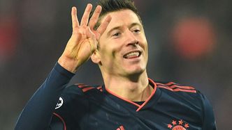 TYLKO NA PUDELKU. Robert Lewandowski jednak nie skorzysta z zaproszenia na galę Złotej Piłki? "Nie wiadomo, czy uda mu się tam polecieć"