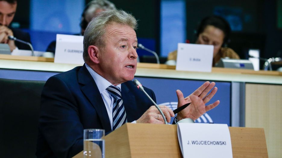 Wysłuchanie Janusza Wojciechowskiego przed komisją Parlamentu Europejskiego odbędzie się wcześniej