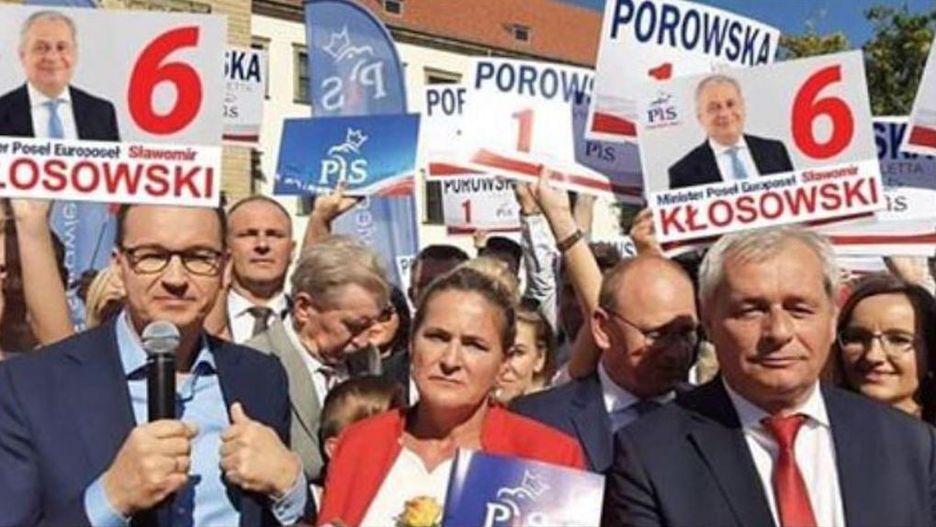 Sławomir Kłosowski zadbał o odpowiednie "pozycjonowanie" swoich plakatów