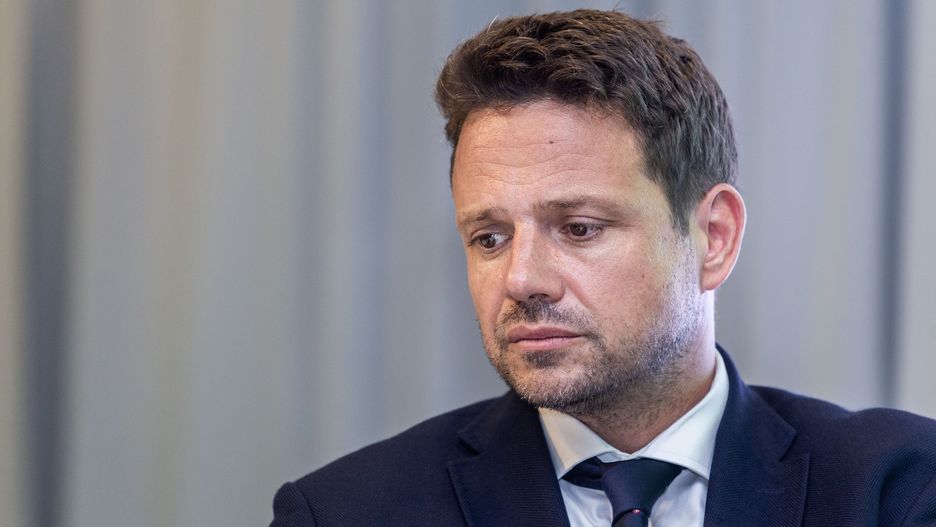 Internauci składają kondolencje Rafałowi Trzaskowskiemu