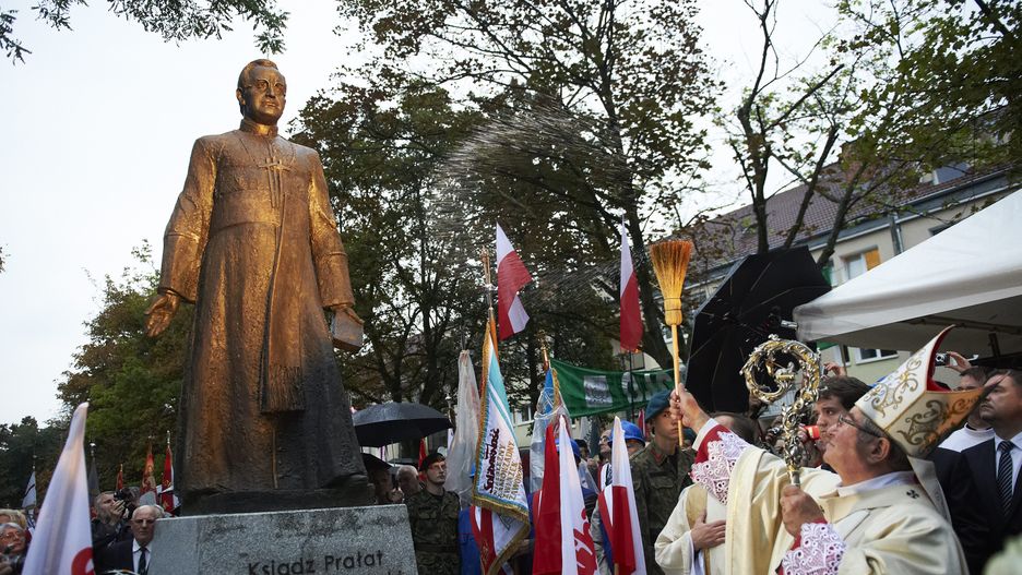 Pomnik ks. Henryka Jankowskiego