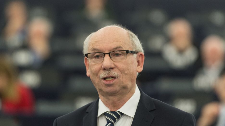 Janusz Lewandowski prosi Morawieckiego, by skończył ten temat