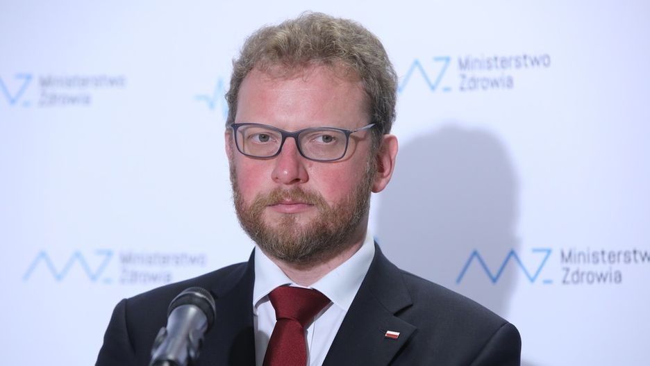 Minister Łukasz Szumowski zapowiada skrócenie kolejek do lekarzy.