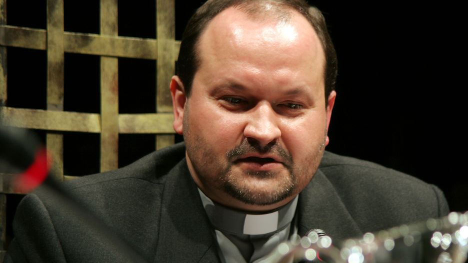Ks. Krzysztof Niedałtowski mówił o komunii na rękę - w czasie pandemii koronawirusa to kwestia ważna dla wszystkich wierzących