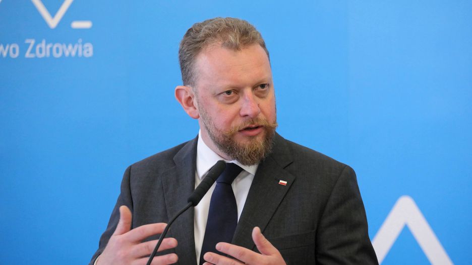 Minister zdrowia Łukasz Szumowski przyznał, że były problemy ze specjalną infolinią
