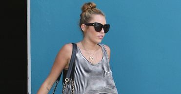 Miely Cyrus ma wysportowane ciało!
