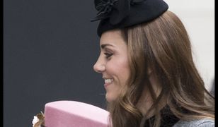 Księżna Kate w szarej sukience. Przyćmiła ją królowa