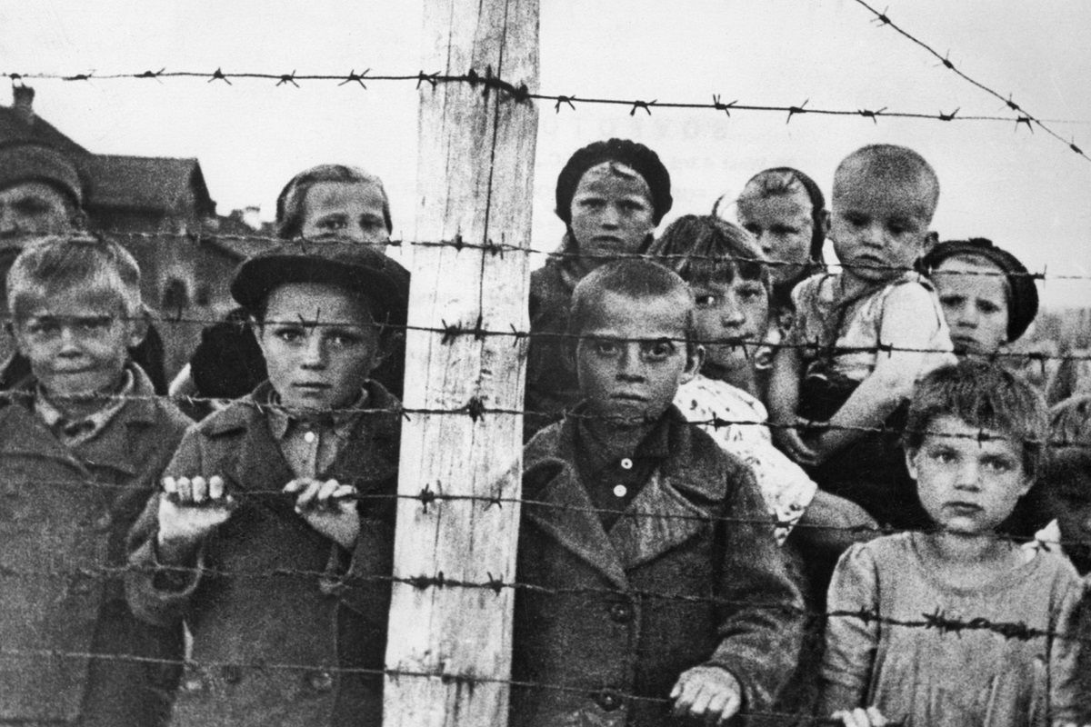 Mężczyzna ocalały z Holokaustu po latach zdradził, co się wydarzyło po przyjeździe do obozu zagłady
