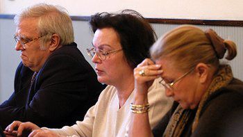 B. szef FOZZ Grzegorz Żemek, jego zastępczyni Janina Chim i Irena Ebbinghaus