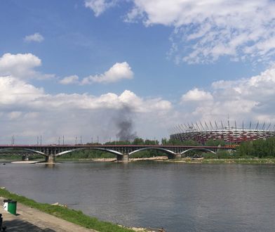 Pożar kamienicy na Pradze Północ. "Kłęby dymu nad stadionem"